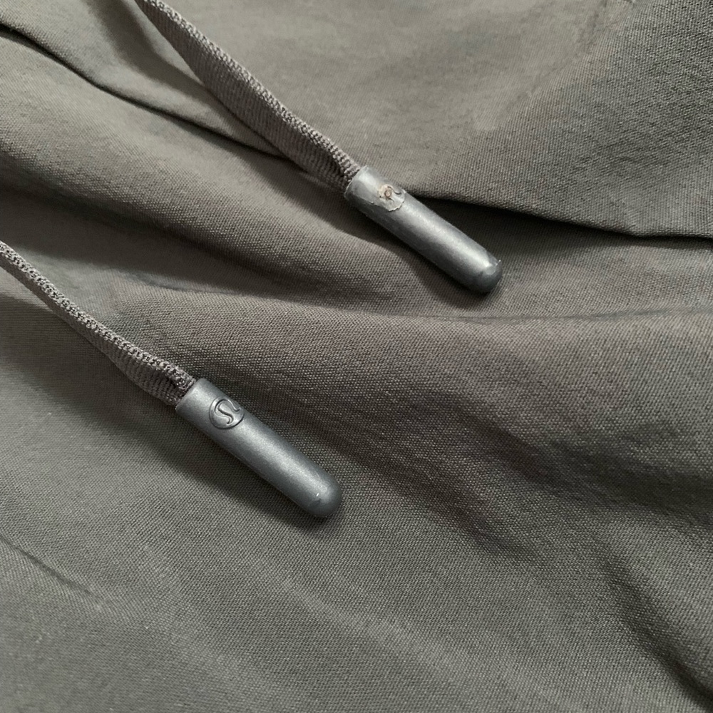 Lululemon mens Surge Hybrid Pant dark grey size S - Picture 5 of 8